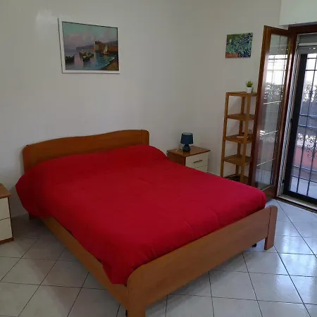 Casa Con Veranda In Centro - Comodo Parcheggio E Garage Incluso *